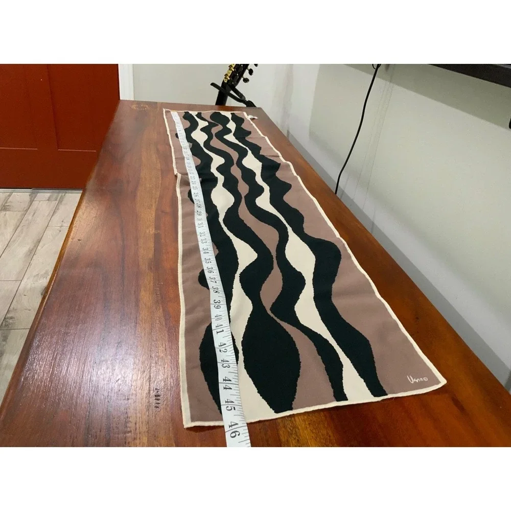 Vera  Vintage Oblong Scarf Abstract Wavy Print Black Brown Cream Japan